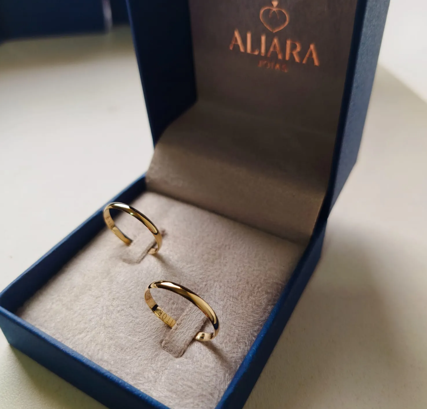 Aliança de Ouro Abaulada, Arredondada ou Côncava: Qual o Formato Mais Confortável para Usar Todos os Dias?